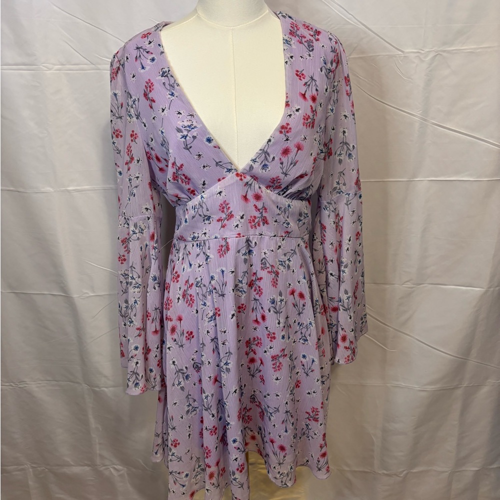 Double Crazy Y2K Lavender Floral Bell Sleeve‎ Dress – Size Large